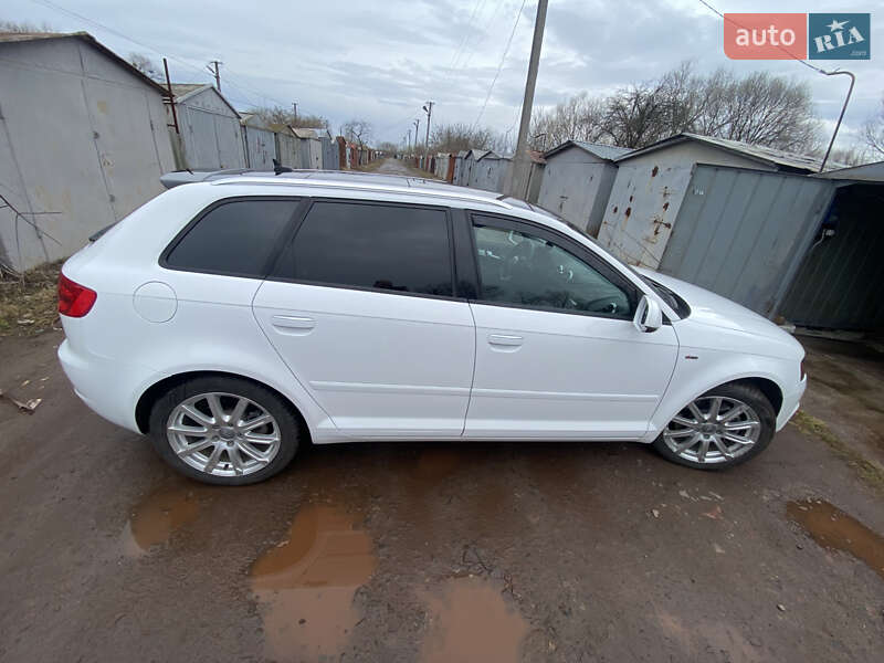 Хэтчбек Audi A3 2012 в Львове