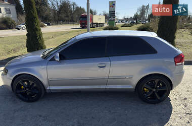 Хетчбек Audi A3 2006 в 
