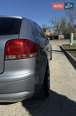 Хетчбек Audi A3 2006 в 