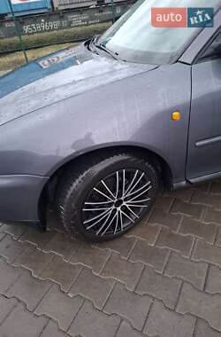 Хетчбек Audi A3 2001 в 