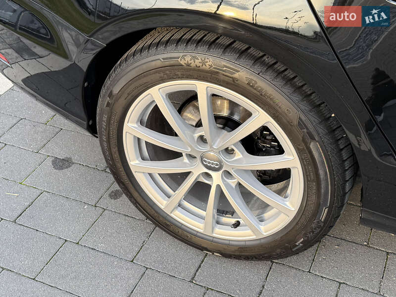 Седан Audi A3 2014 в Мукачево