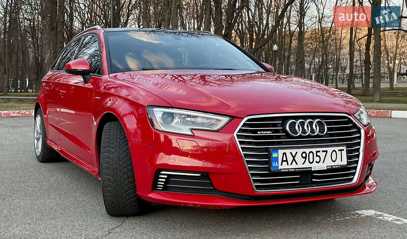 Хетчбек Audi A3 2016 в Харкові
