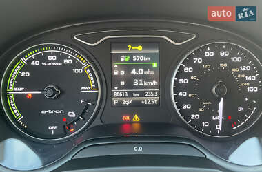 Хэтчбек Audi A3 2016 в 