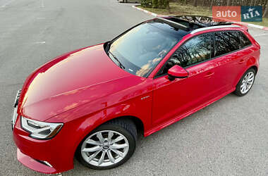Хэтчбек Audi A3 2016 в 
