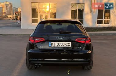Хэтчбек Audi A3 2016 в 