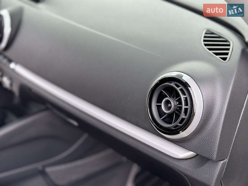 Хэтчбек Audi A3 2015 в Одессе