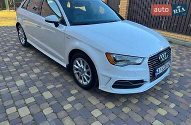 Хэтчбек Audi A3 2016 в 