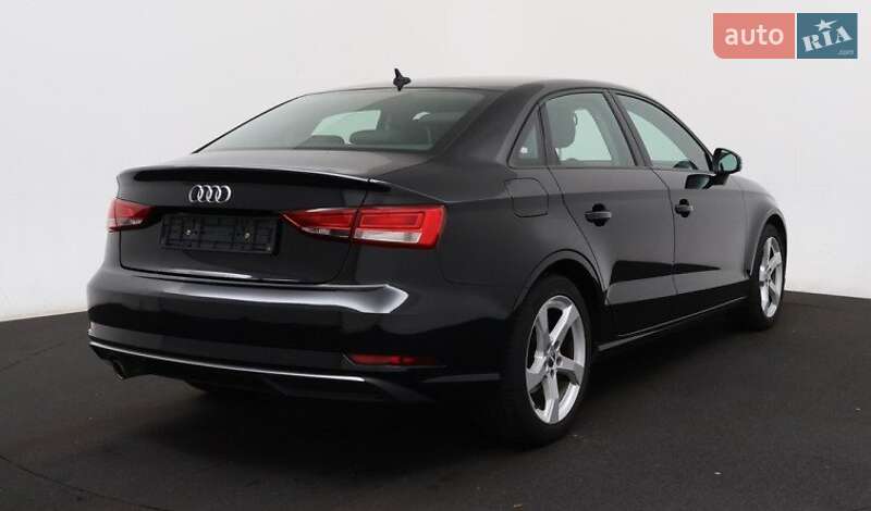 Седан Audi A3 2020 в Луцьку