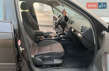 Хэтчбек Audi A3 2006 в 