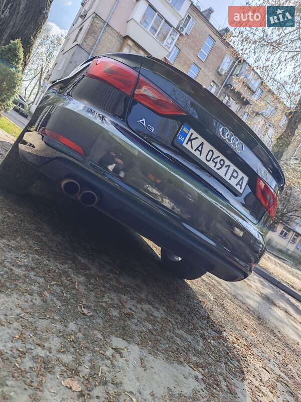 Седан Audi A3 2015 в Киеве