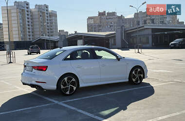 Седан Audi A3 2019 в 