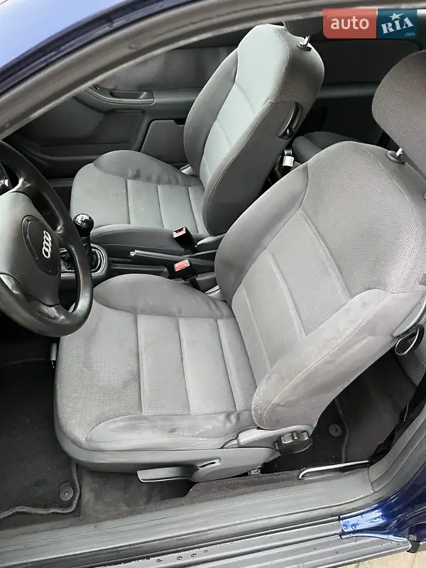 Audi A3 2000 VIN WAUZZZ8LZYA143082 фото оголошення 12 з 52