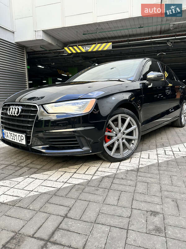Седан Audi A3 2015 в Киеве