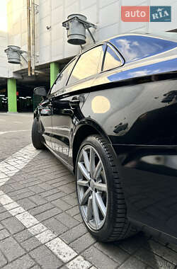 Седан Audi A3 2015 в 