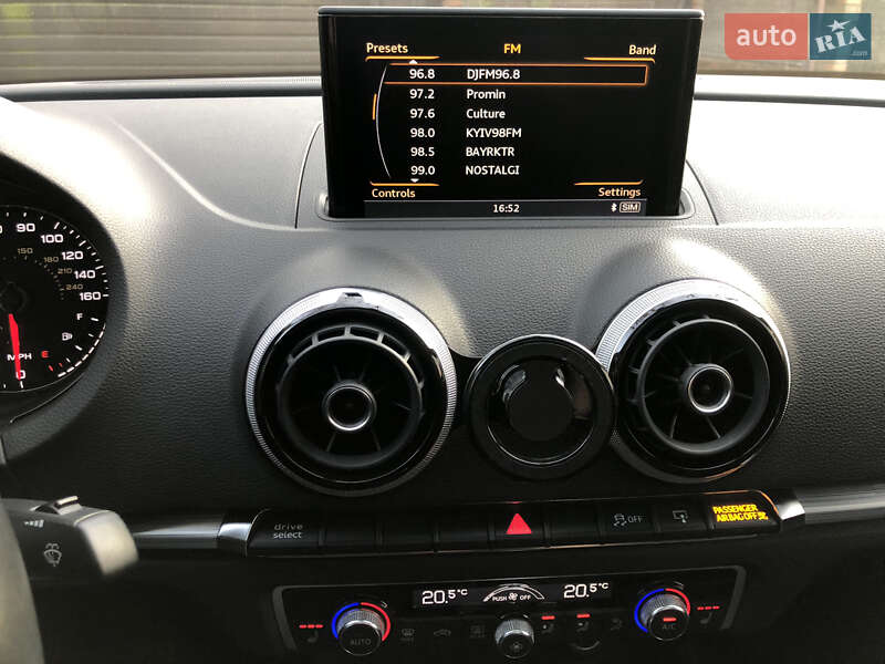 Седан Audi A3 2014 в Києві