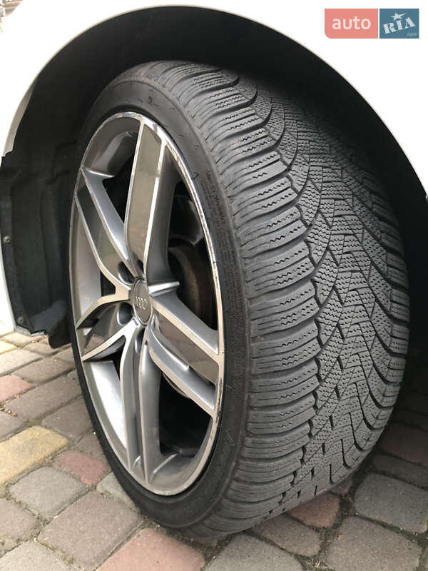 Седан Audi A3 2014 в Києві