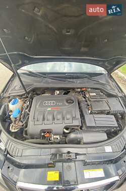 Хэтчбек Audi A3 2011 в 