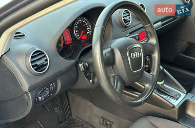 Хэтчбек Audi A3 2006 в 
