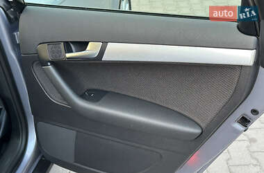 Хэтчбек Audi A3 2006 в 