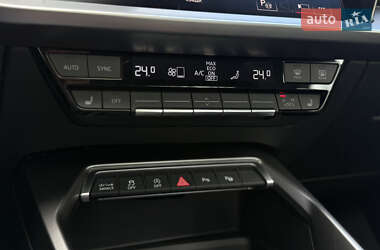 Седан Audi A3 2022 в 