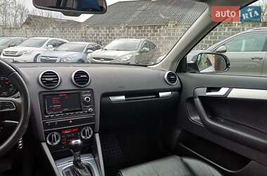 Хэтчбек Audi A3 2010 в 