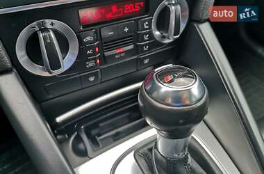 Хэтчбек Audi A3 2010 в 