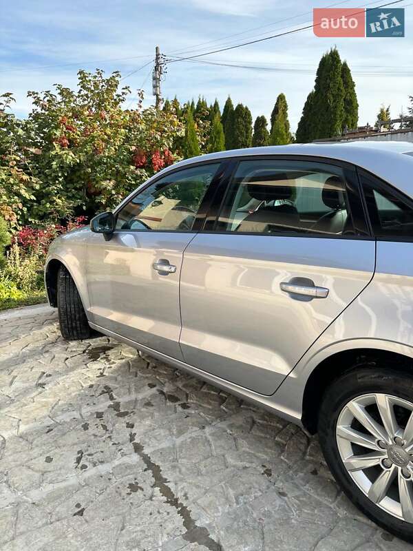 Седан Audi A3 2015 в Киеве