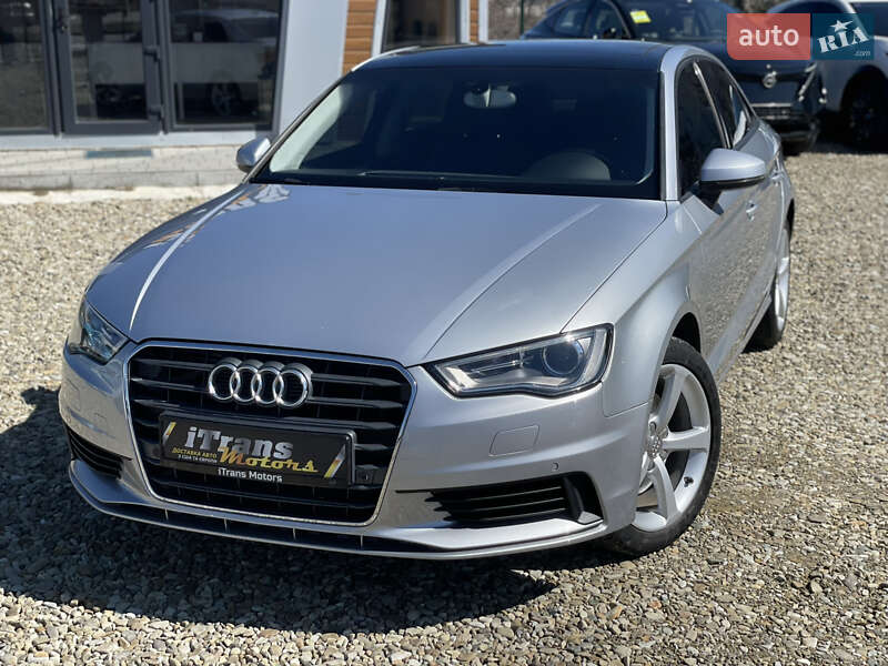Седан Audi A3 2016 в Стрые