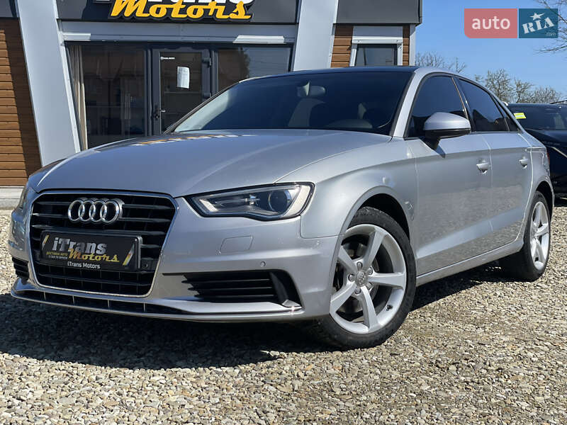 Седан Audi A3 2016 в Стрые