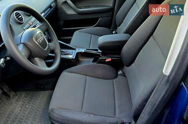 Хэтчбек Audi A3 2007 в 