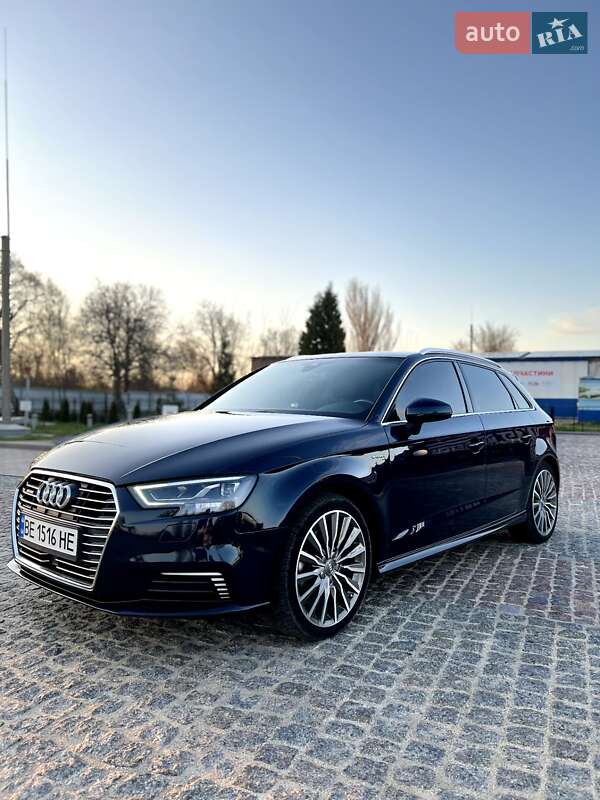 Хэтчбек Audi A3 2017 в Первомайске фото 3 Хэтчбек Audi A3 2017 в Первомайске