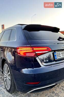 Хэтчбек Audi A3 2017 в 