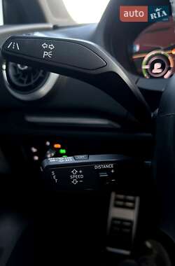 Хэтчбек Audi A3 2017 в 