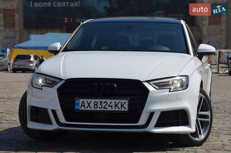 Седан Audi A3 2018 в 