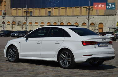Седан Audi A3 2018 в 