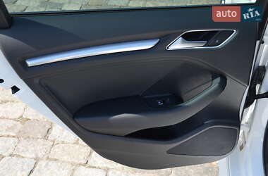 Седан Audi A3 2018 в 