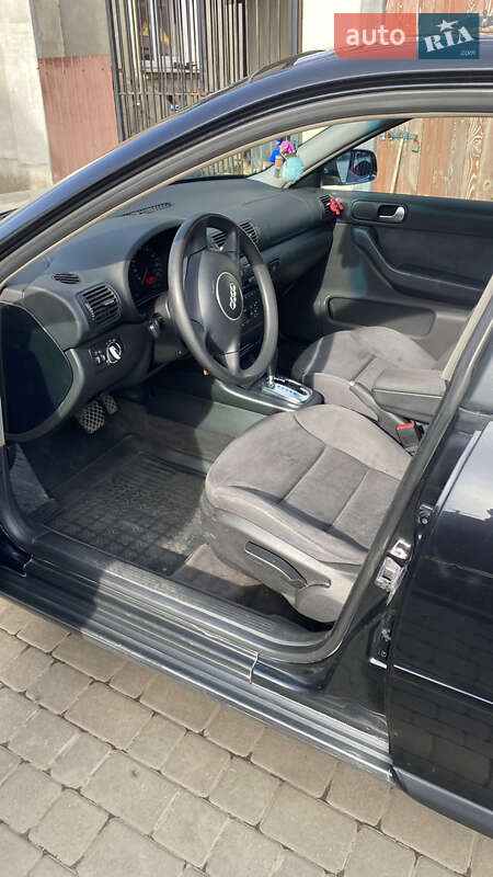 Хэтчбек Audi A3 2001 в Луцке фото 5 Хэтчбек Audi A3 2001 в Луцке