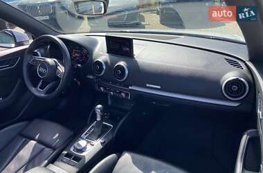 Кабриолет Audi A3 2019 в 