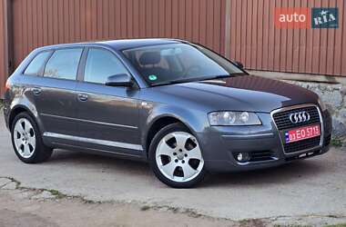 Хэтчбек Audi A3 2006 в 