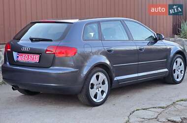 Хэтчбек Audi A3 2006 в 