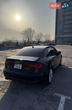 Седан Audi A3 2015 в 