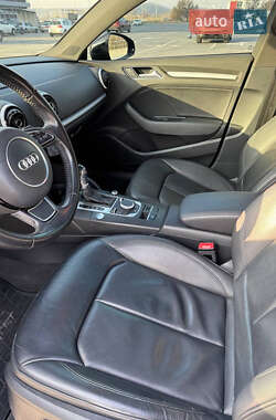 Седан Audi A3 2015 в 