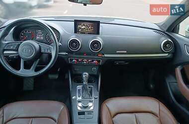 Седан Audi A3 2018 в 