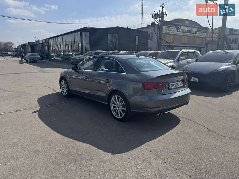 Седан Audi A3 2014 в Запорожье