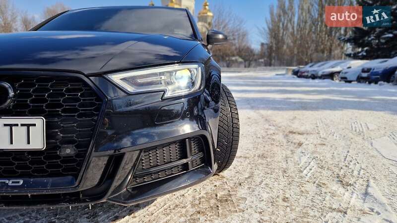 Седан Audi A3 2016 в Днепре