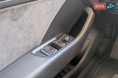 Хэтчбек Audi A3 2016 в 