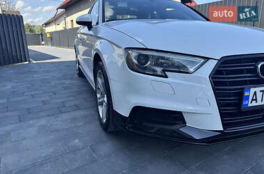 Седан Audi A3 2017 в 