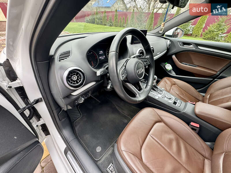 Седан Audi A3 2017 в Коломые