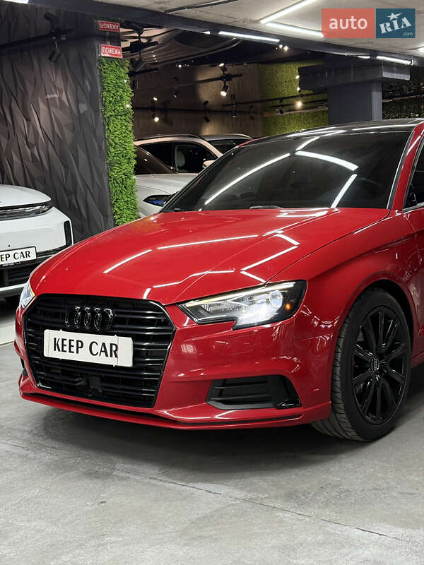 Седан Audi A3 2016 в Одессе