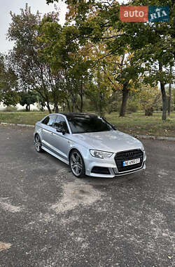 Седан Audi A3 2016 в 
